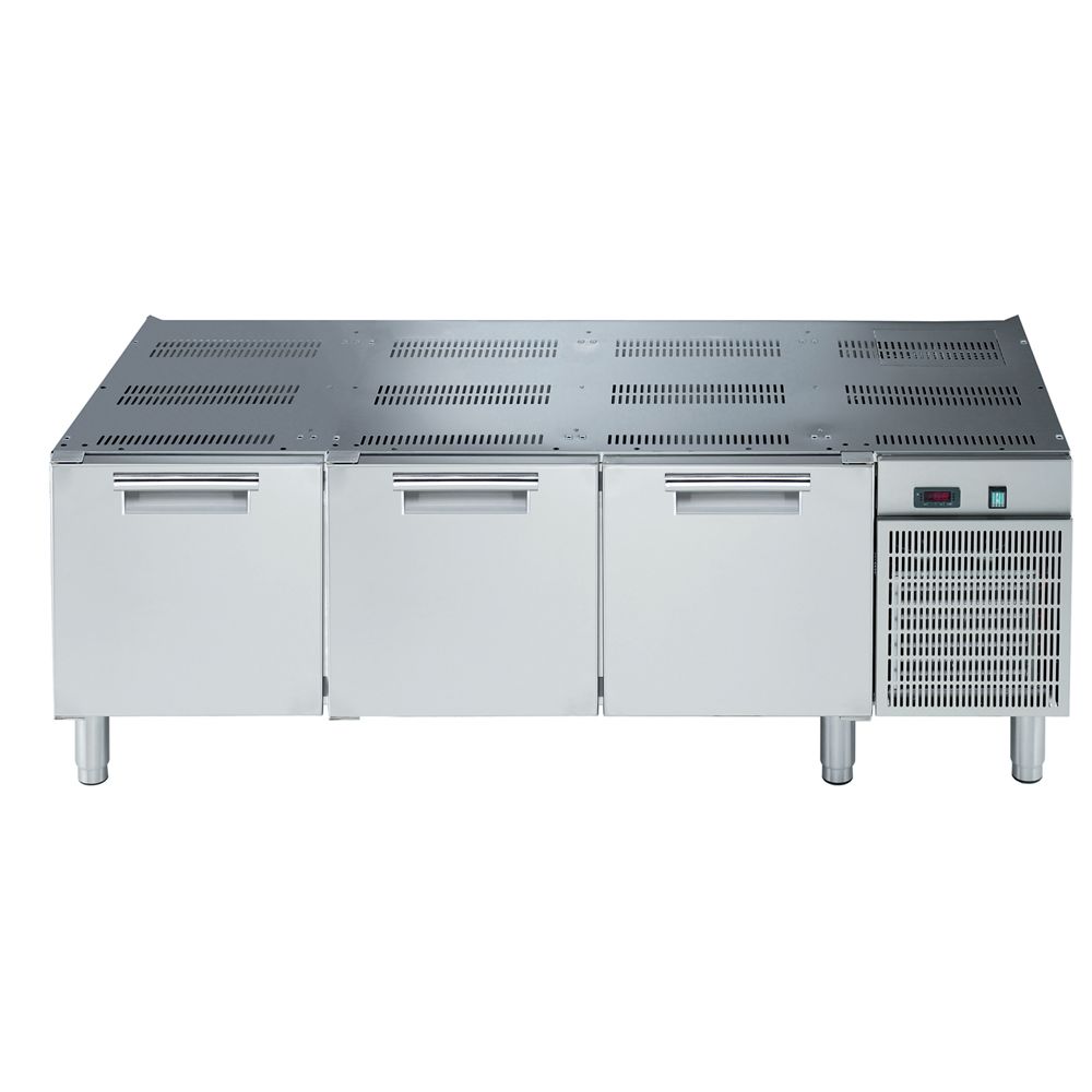 Electrolux 700XP Soğutmalı Cihaz Altı 3 Kapılı Tezgah, 1600x70x60 cm, 371293