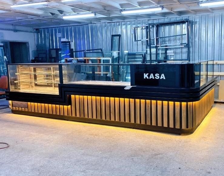 Pastane Seti Tezgahı Ahşap Dekorlu Model