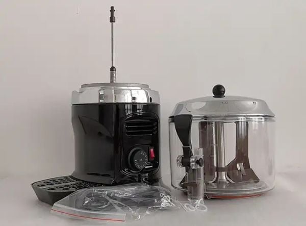 Remta Elegance Model Sahlep ve Sıcak Çikolata Makine, 5 lt Kuru Sistem CS10