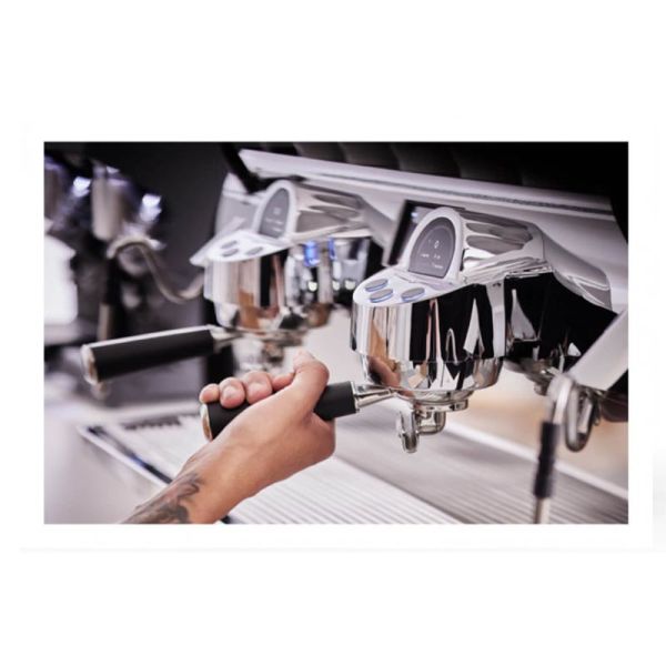 Victoria Arduino Black Eagle Maverick Volumetrik Espresso Kahve Makinesi, 3 Gruplu