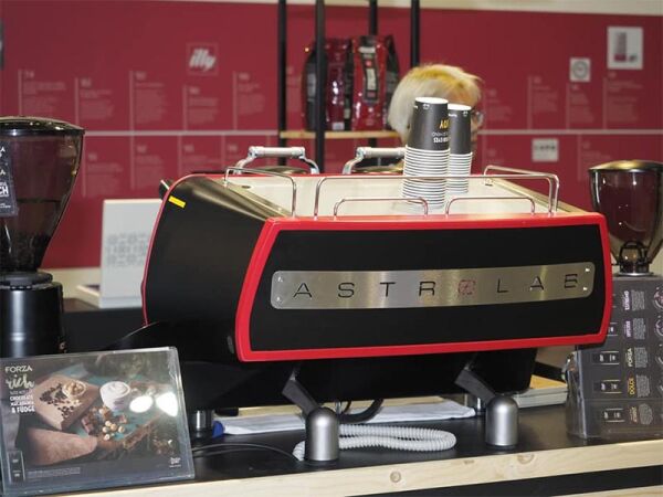 Fiamma Astrolab Multiboiler Tall Cup Espresso Kahve Makinesi, 2 Gruplu