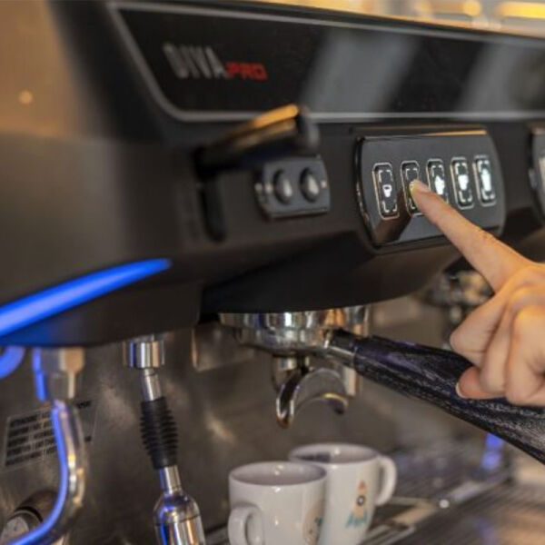 Carimali DivaPRO Otomatik Espresso Kahve Makinesi, 2 Gruplu, Siyah