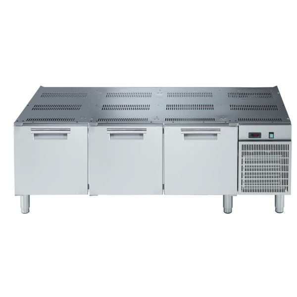 Electrolux 700XP Soğutmalı Cihaz Altı 3 Kapılı Tezgah, 1600x70x60 cm, 371293